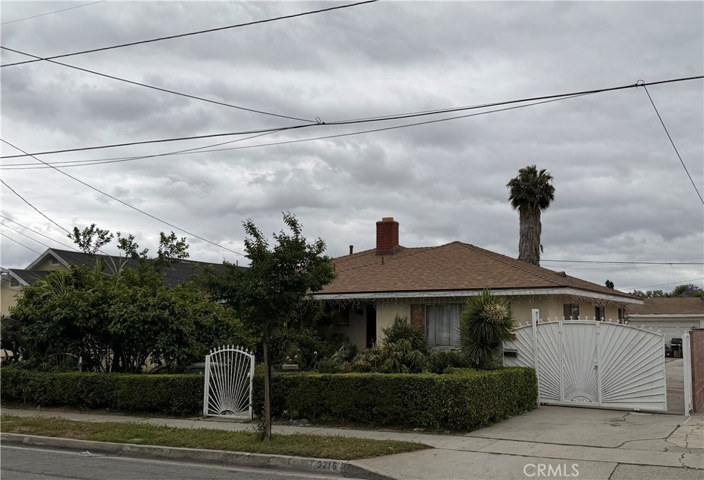 3216 W 110th