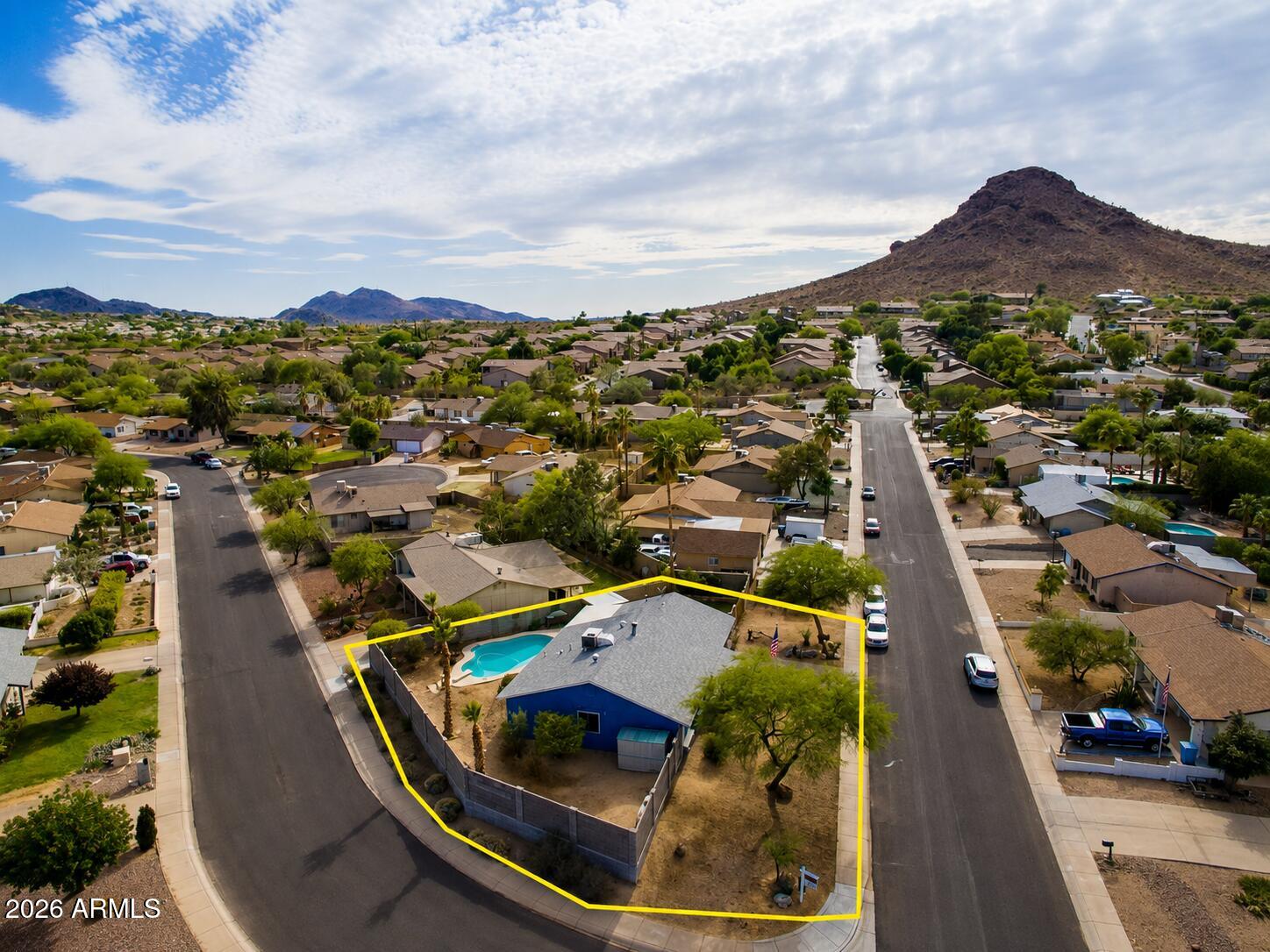 2031 E VISTA Drive, Phoenix, AZ 85022