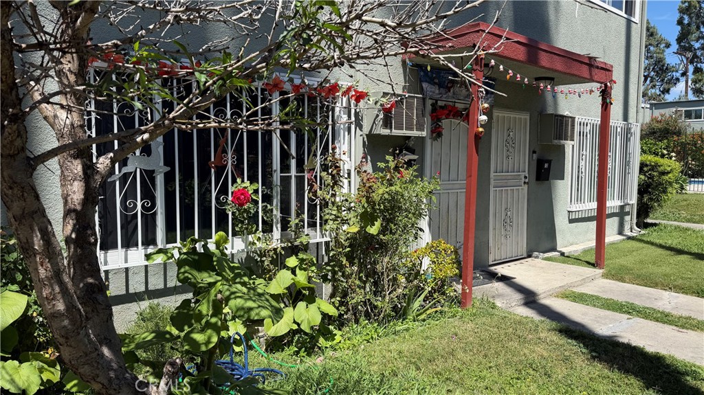2101 S Pacific