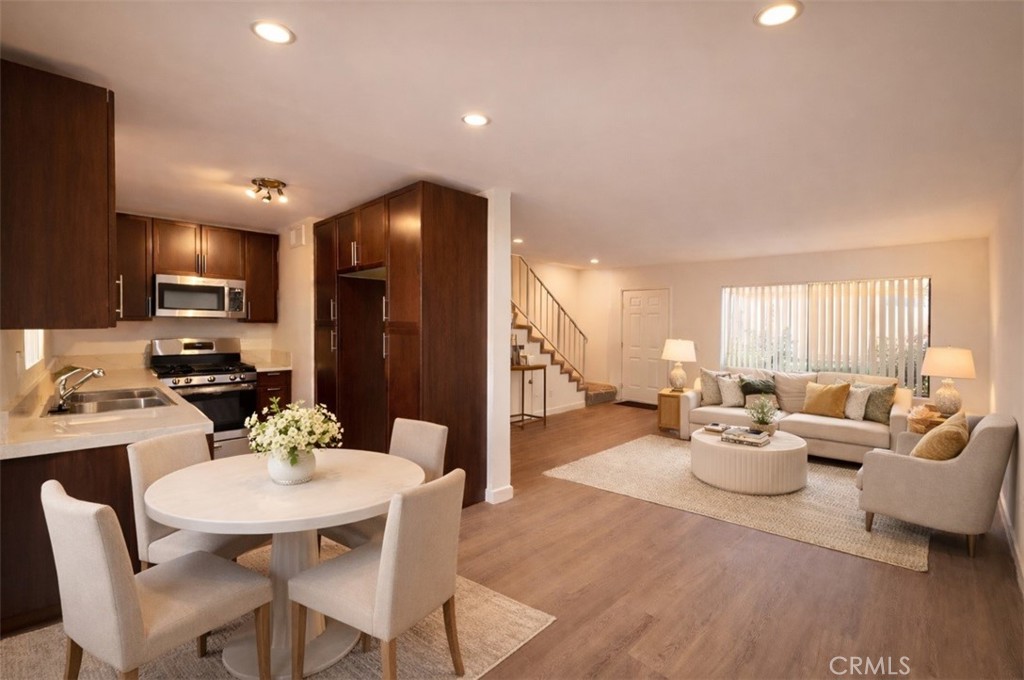 9831 Sepulveda 12