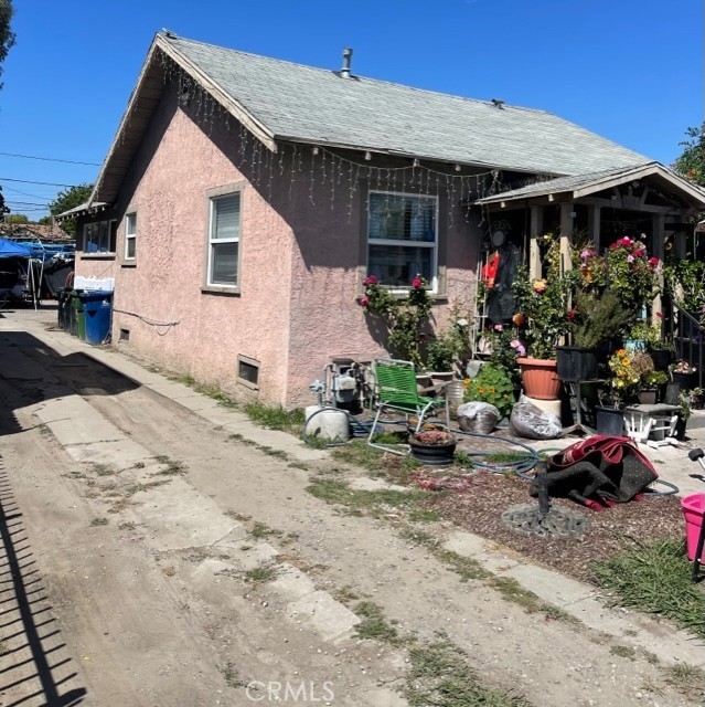 207 E 94th