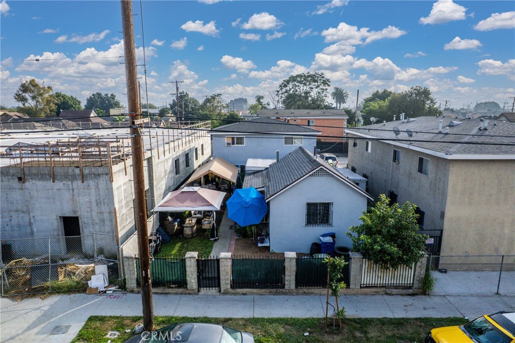 6118 S Main