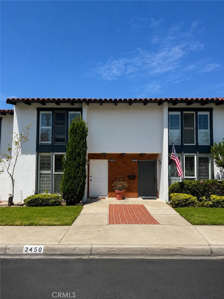 2450 Vista Hogar