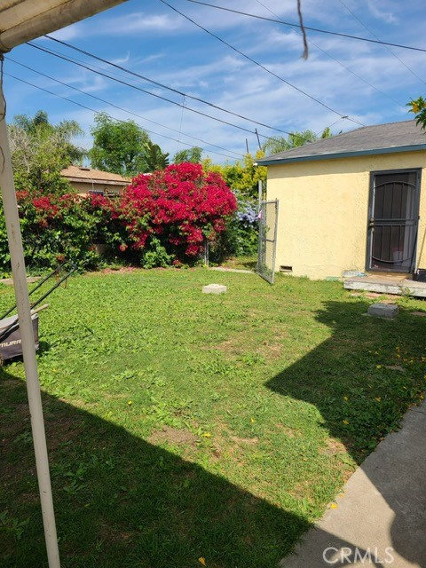 1313 S Broadacres