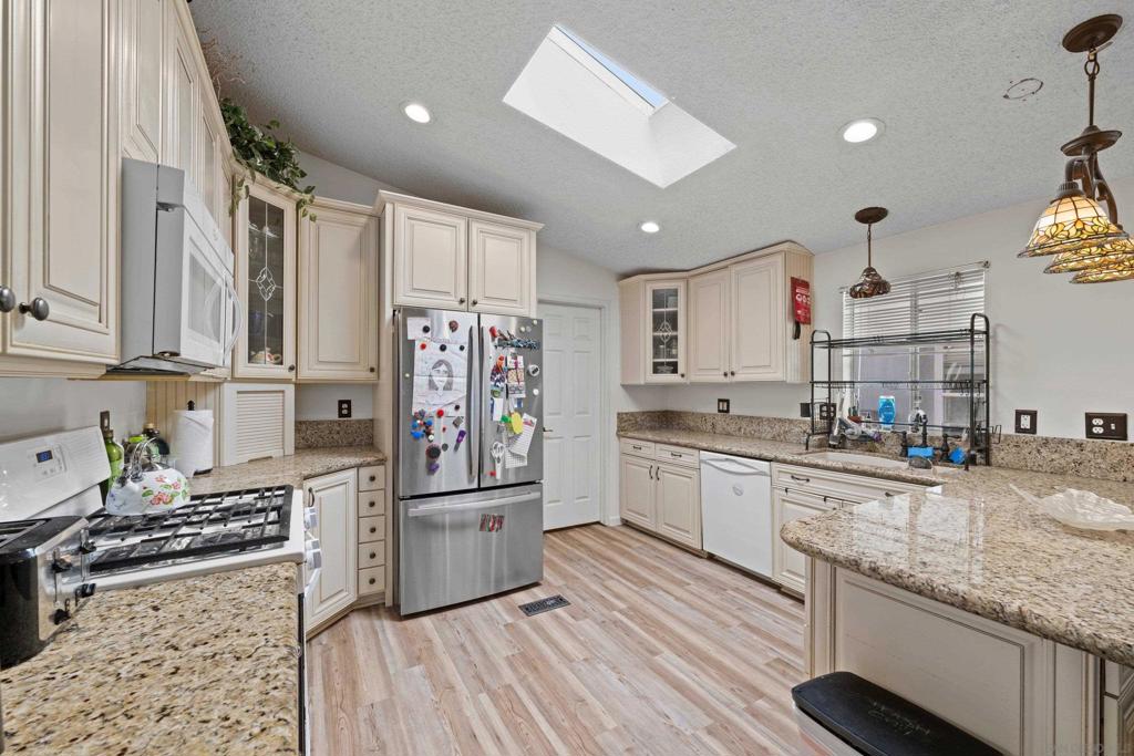 4616 N River SPC 68