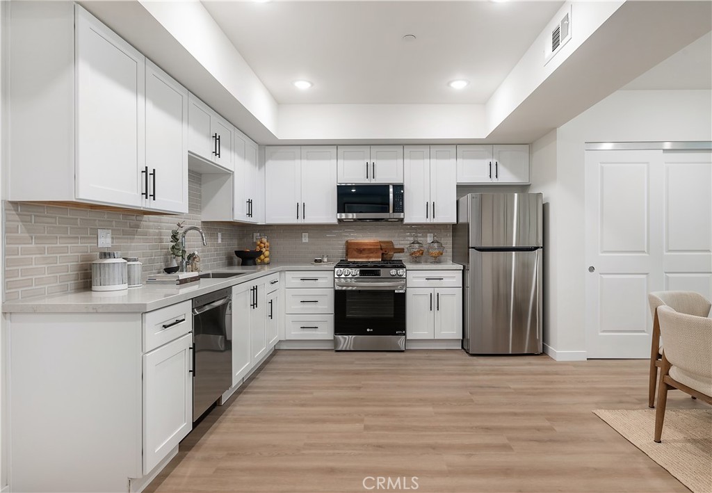 1303 S Orange Grove Avenue 601