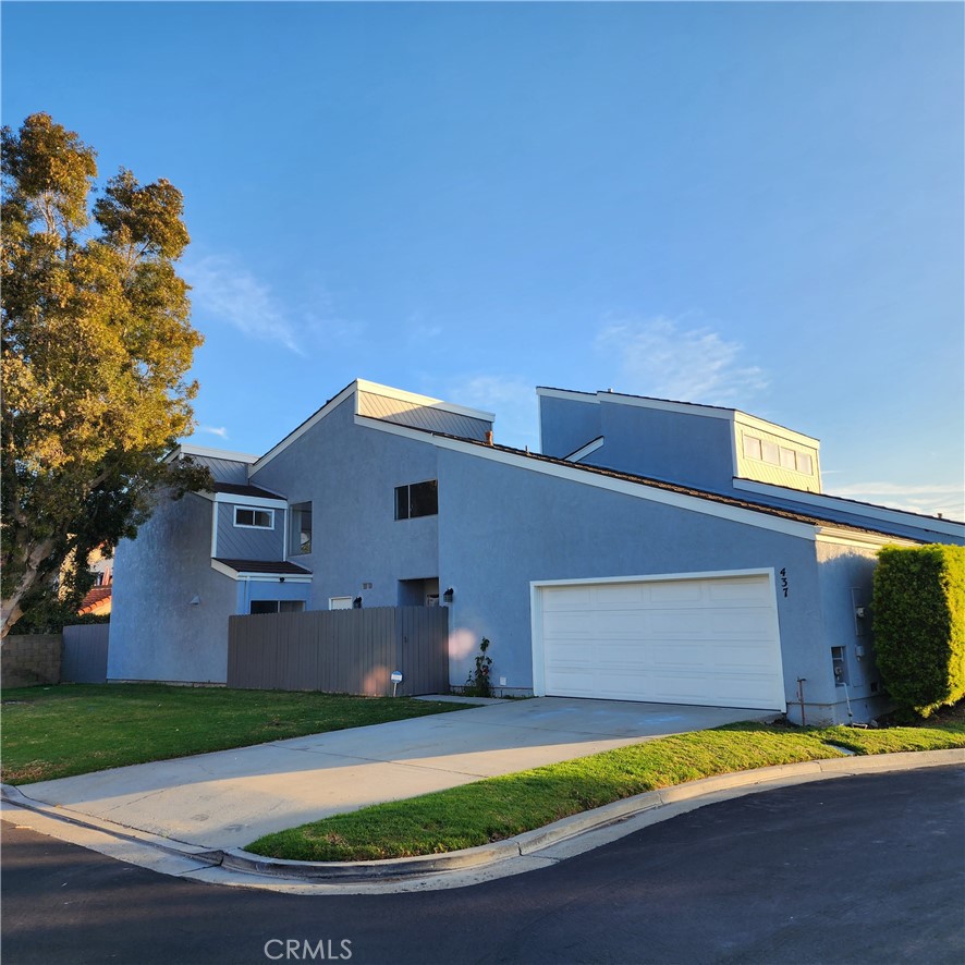 437 Reed