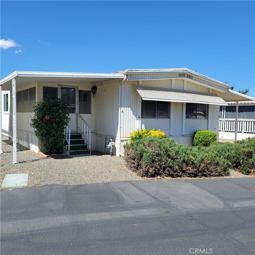 21601 Canyon 4