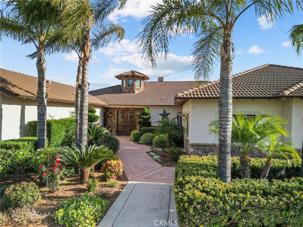 35394 Linda Rosea Road