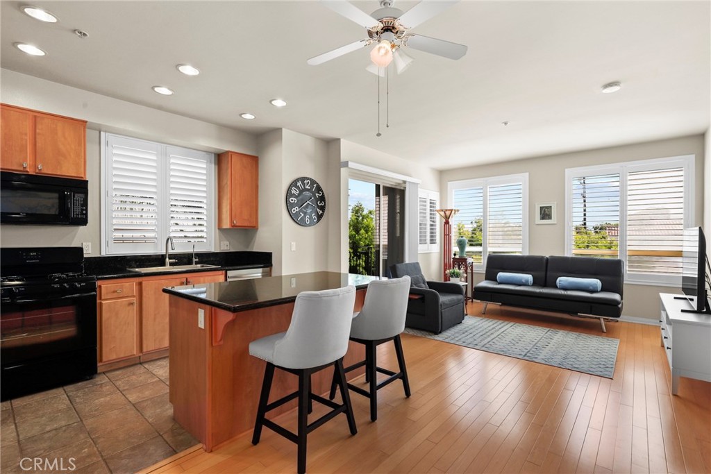 2742 Cabrillo Avenue 212