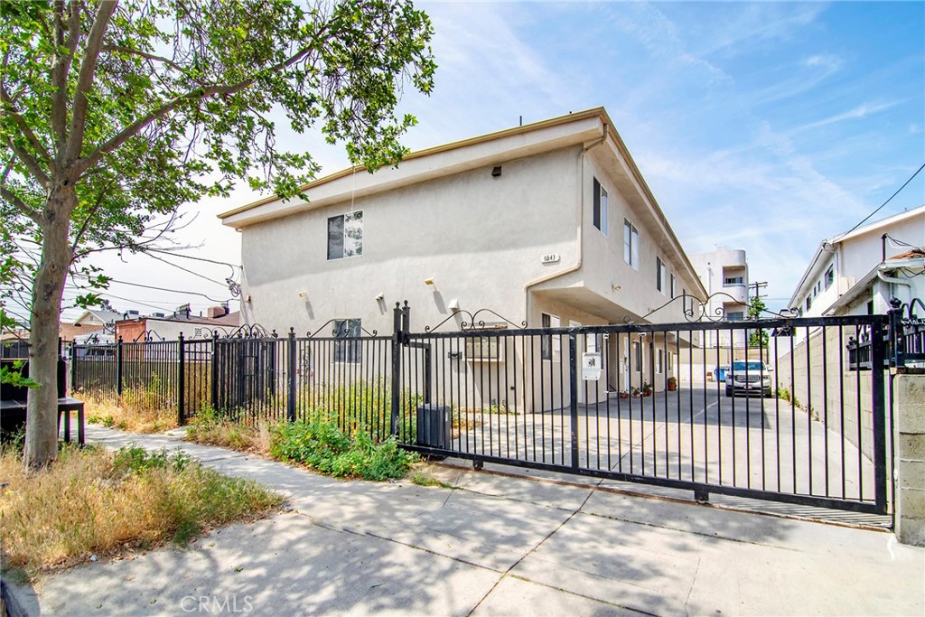 6843 Agnes Avenue 2