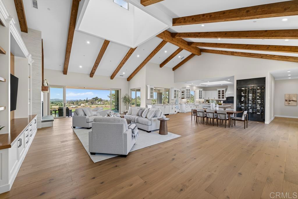 3066 Via Montevina