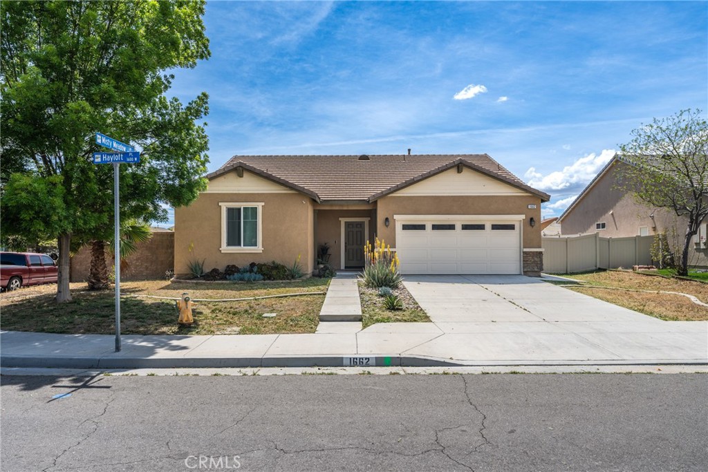 1662 Hayloft Place