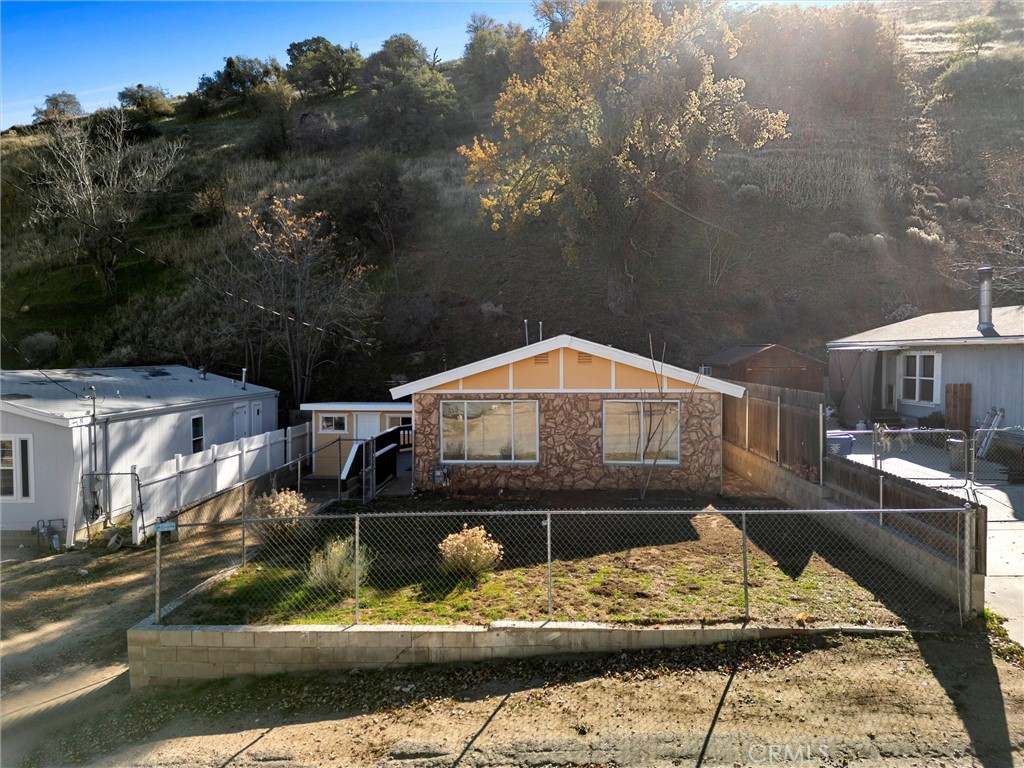 508 South Drive