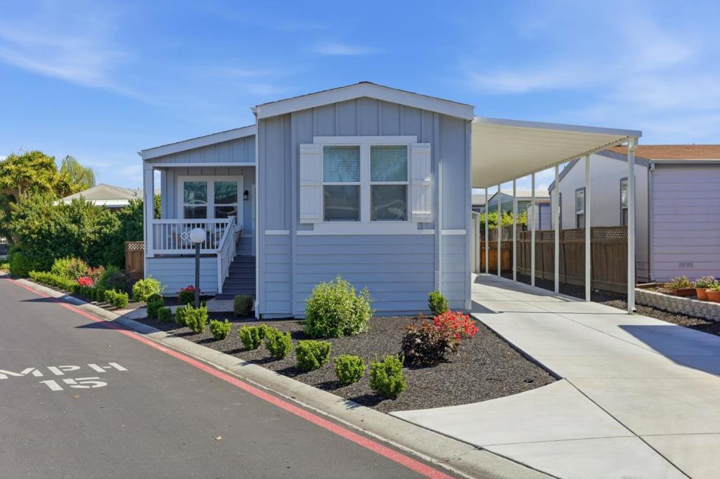 1111 Morse Avenue 227