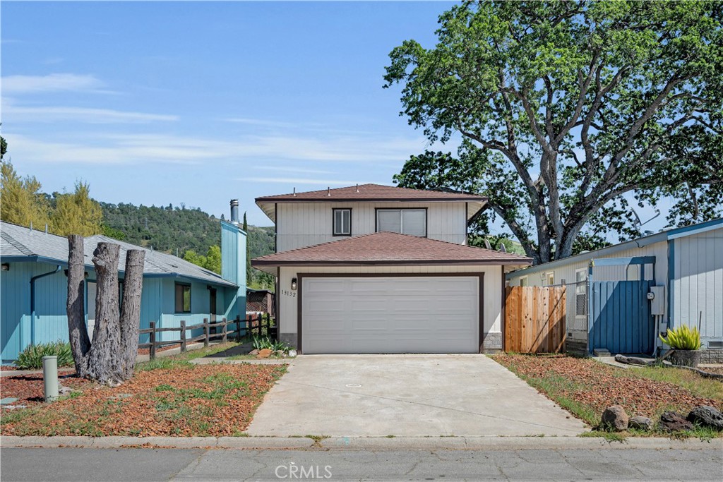 13132 Venus Village
