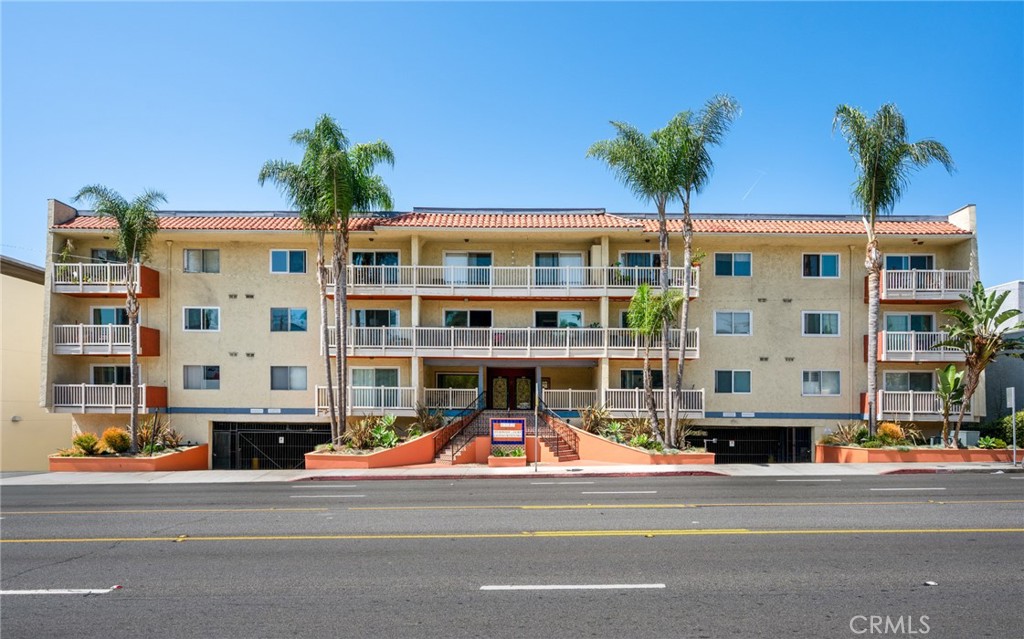 1707 Pacific Coast Highway 413