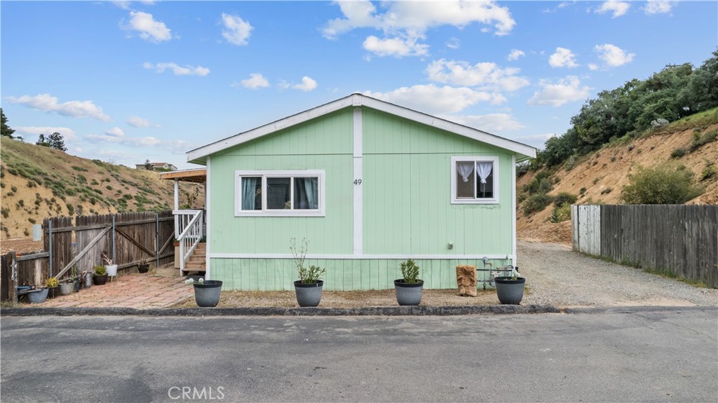 657 Lebec 49