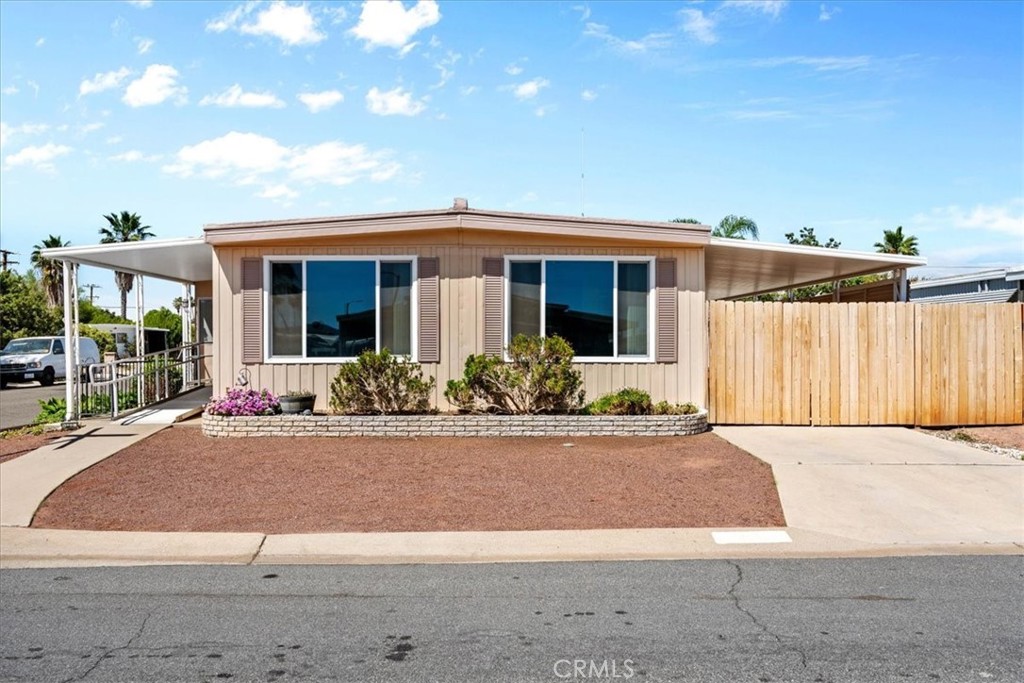 850 San Ynez