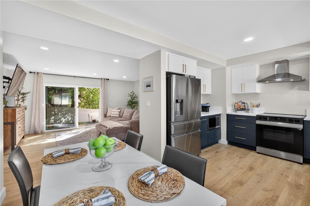 14903 S Normandie 204