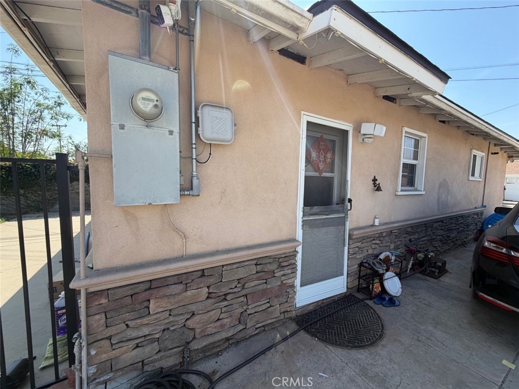 4325 Bannister