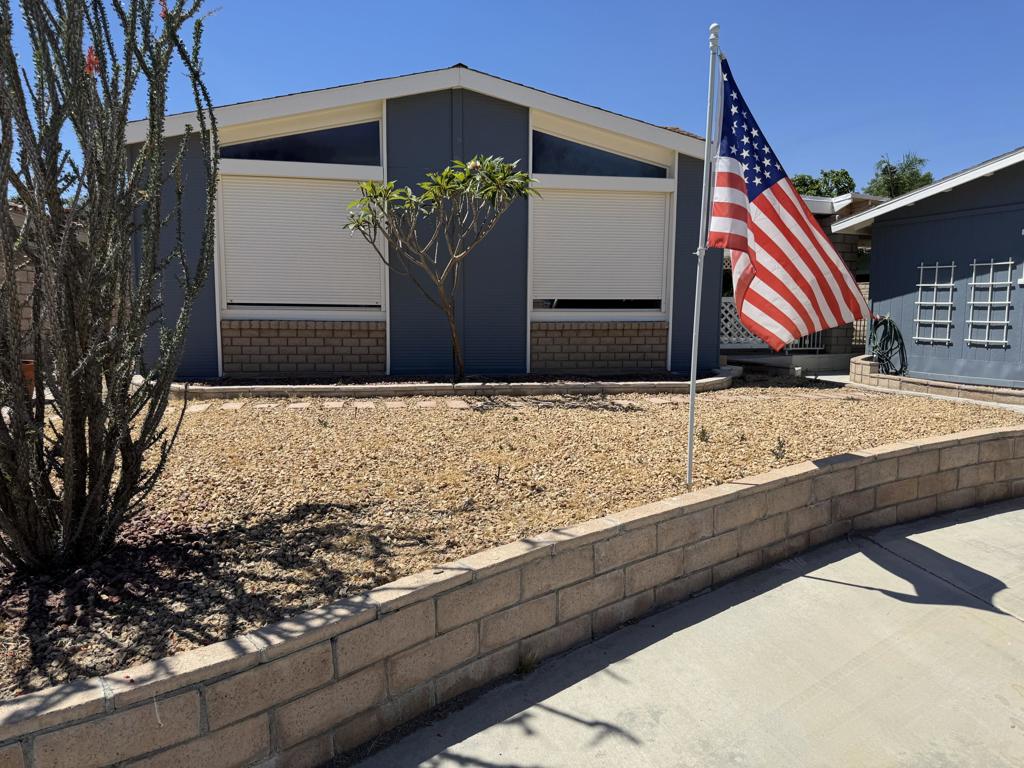 34735 Double Diamond Drive