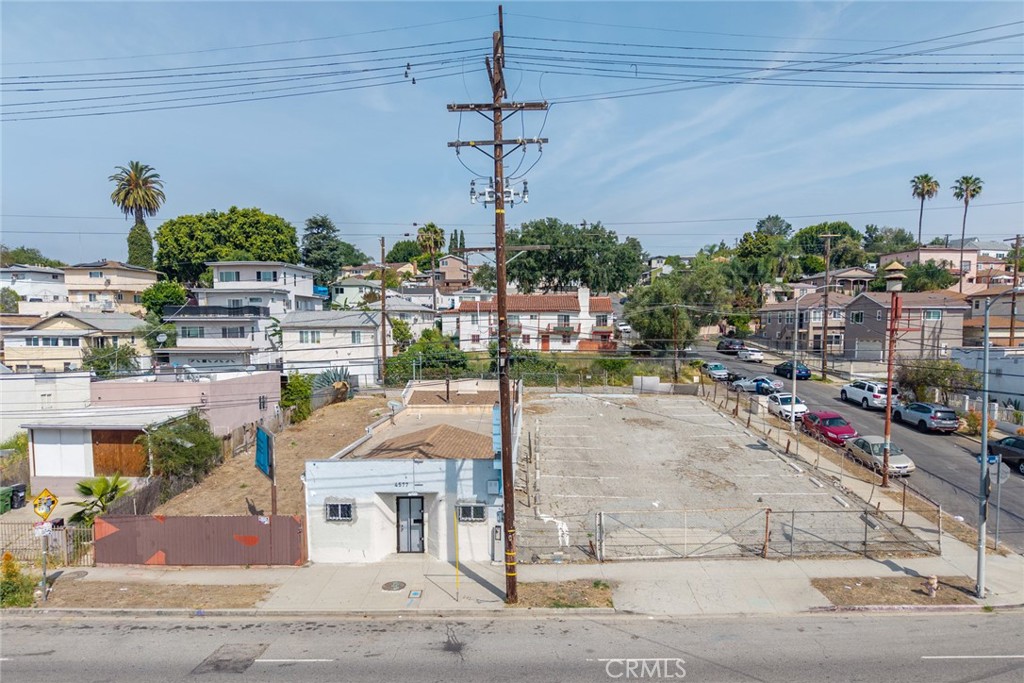 4577 Valley