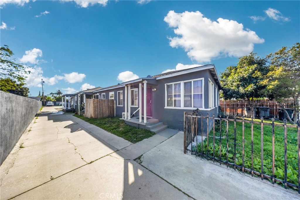 3218 Euclid