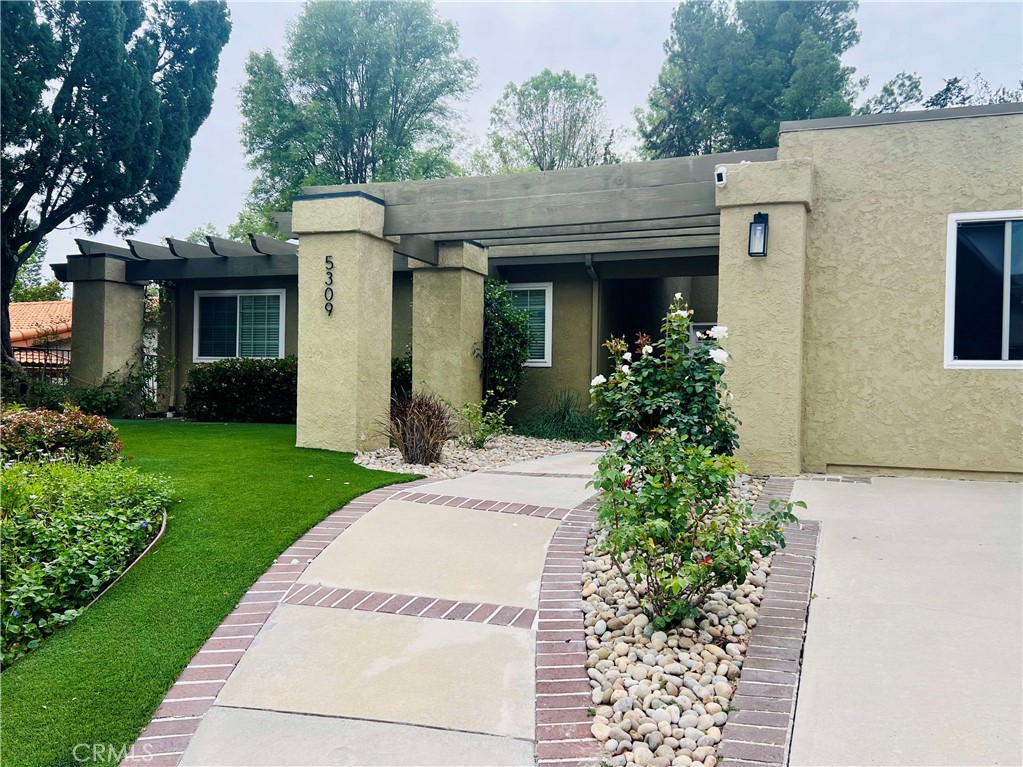 5309 Lockhurst Drive