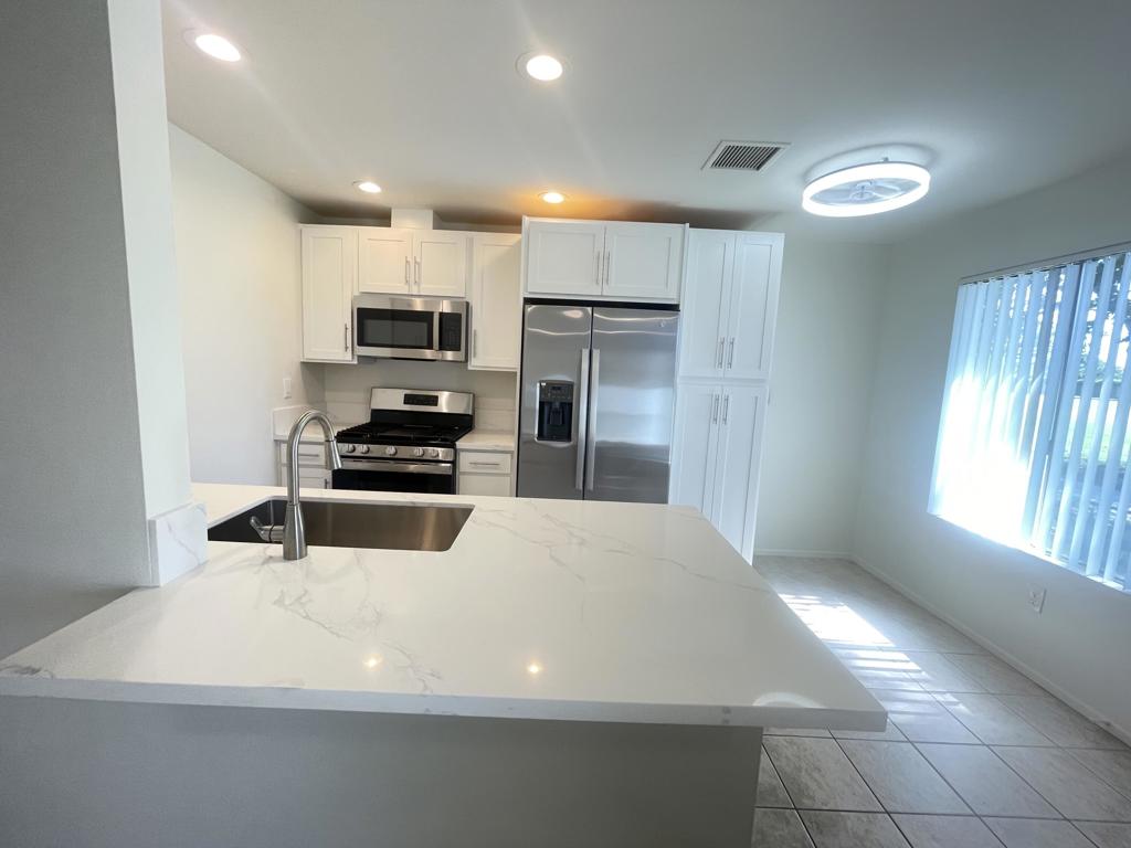 82567 Avenue 48 36