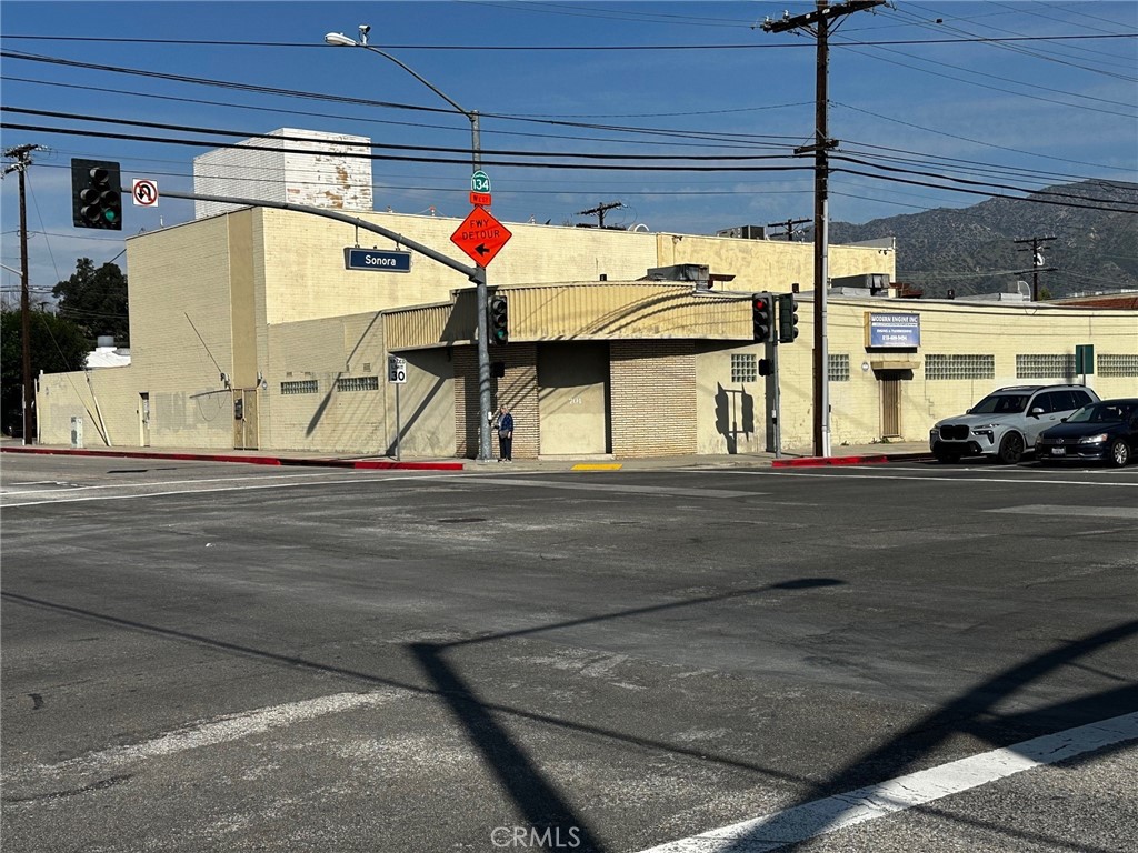 701 Sonora