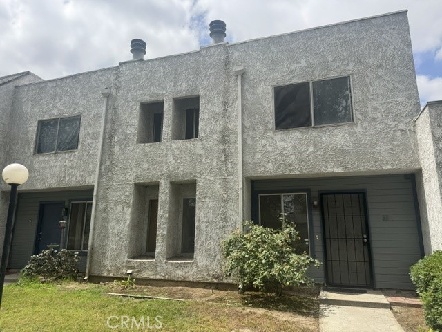 1565 Coulston 37