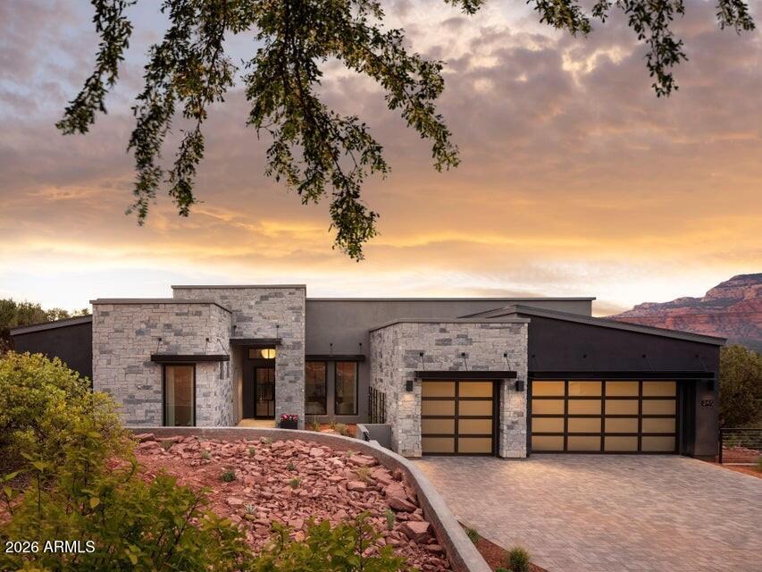 240 Hillside Vista Drive, Sedona, AZ 86336