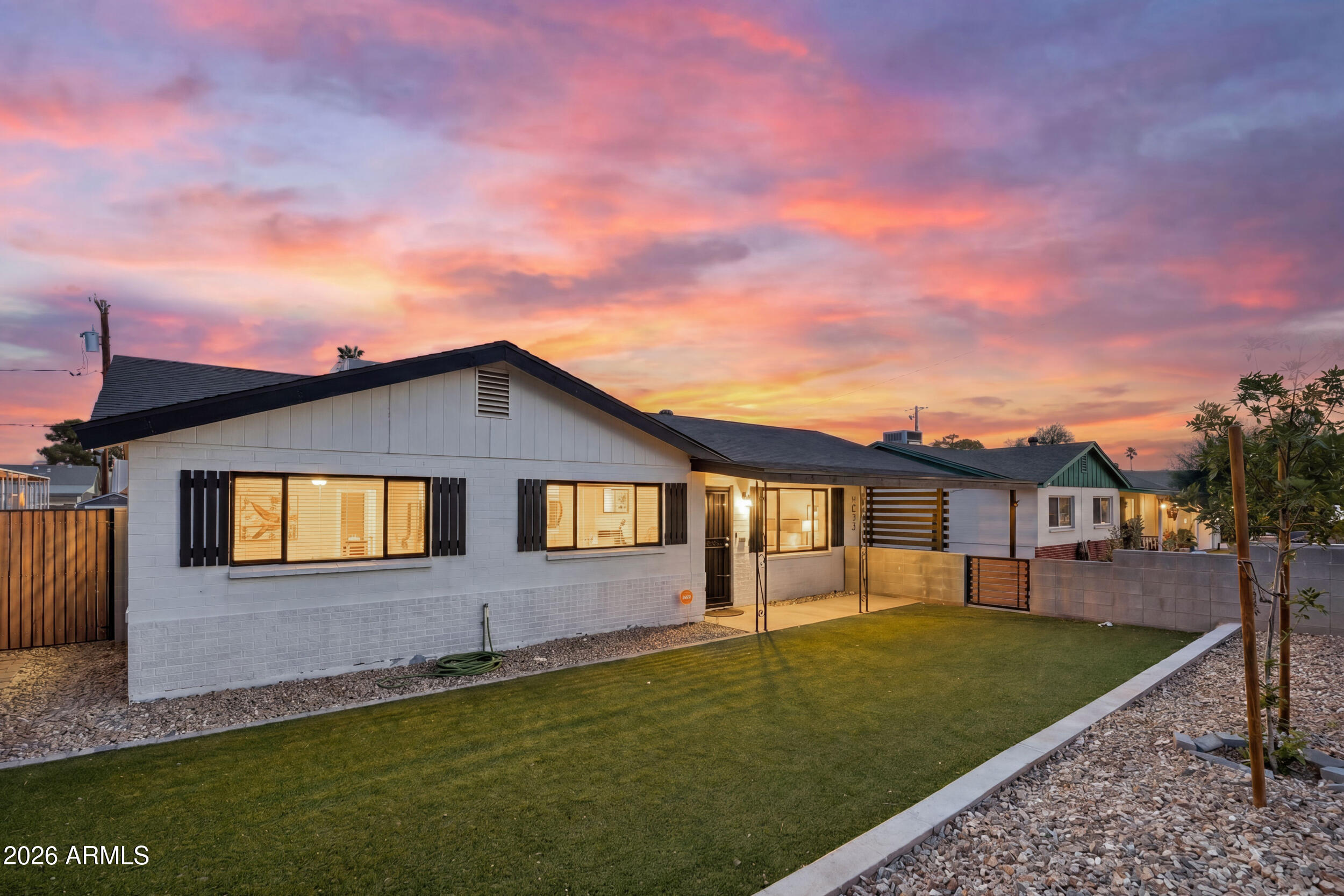 1017 E EL CAMINITO Drive, Phoenix, AZ 85020