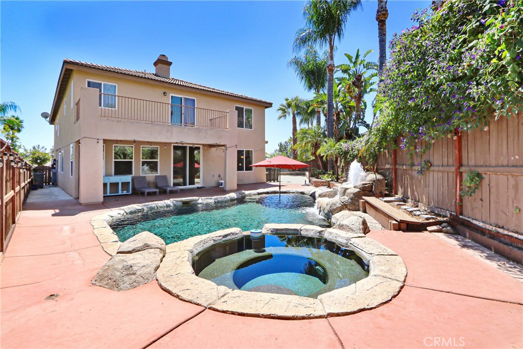 42282 Regents Hill