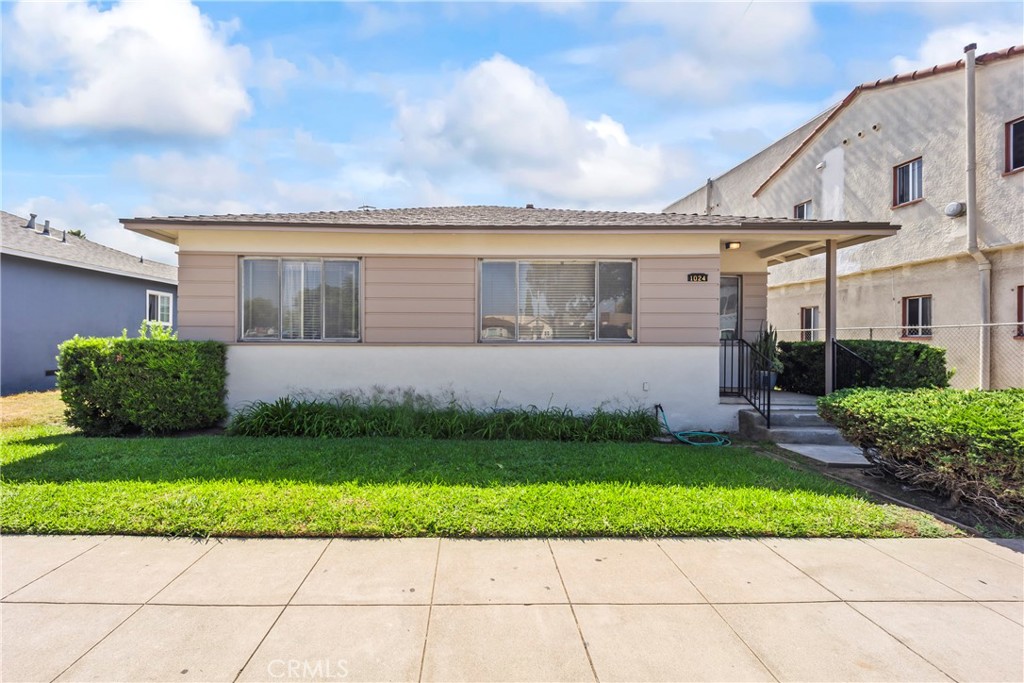 1024 Leonard Avenue