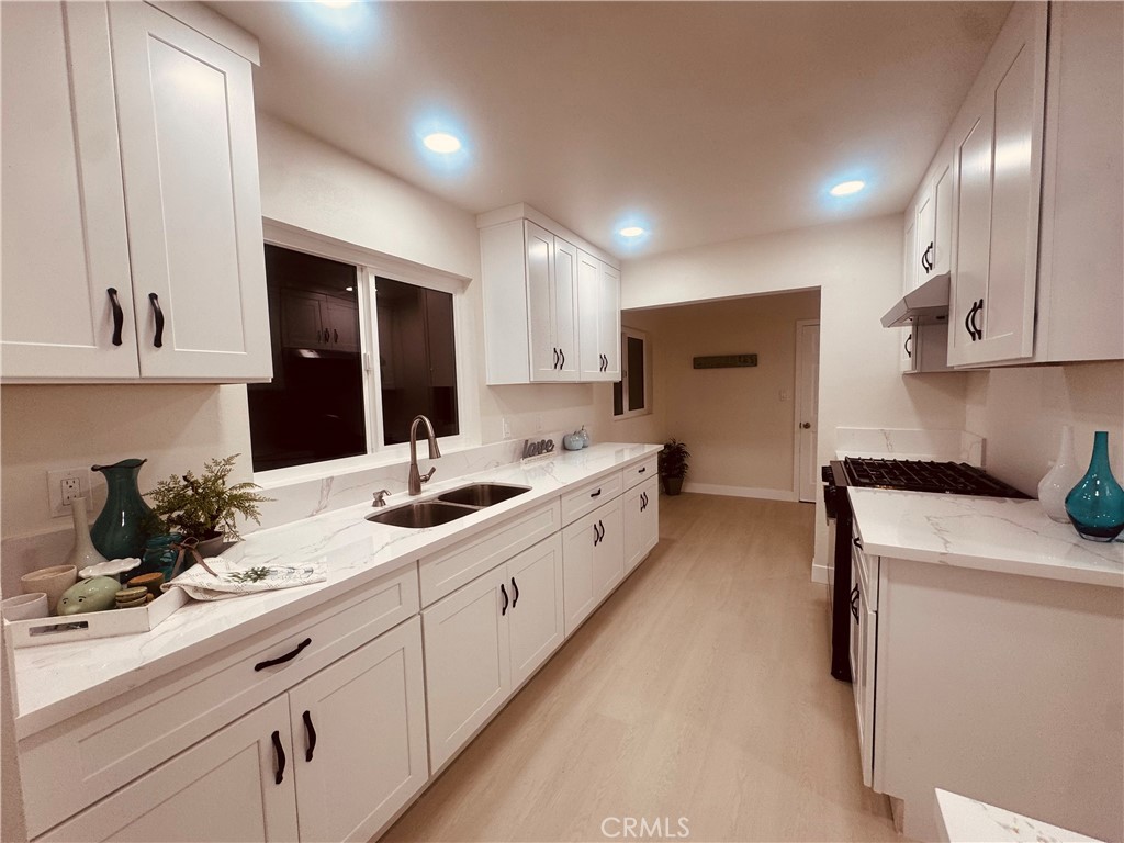 12431 Merrill