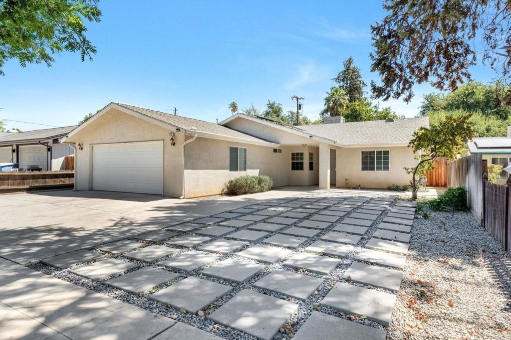 413 S Villa Avenue