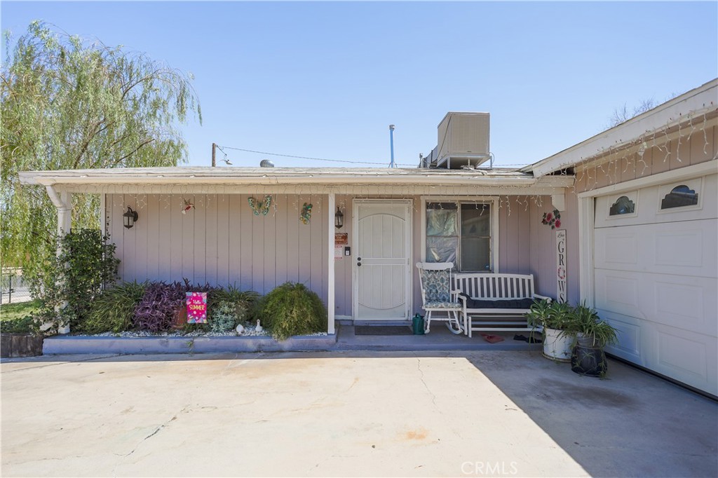 1352 Kelly Drive