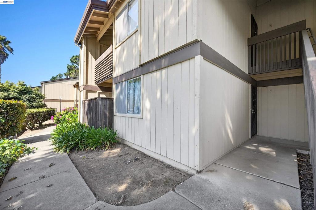 355 Parkview Terrace B9