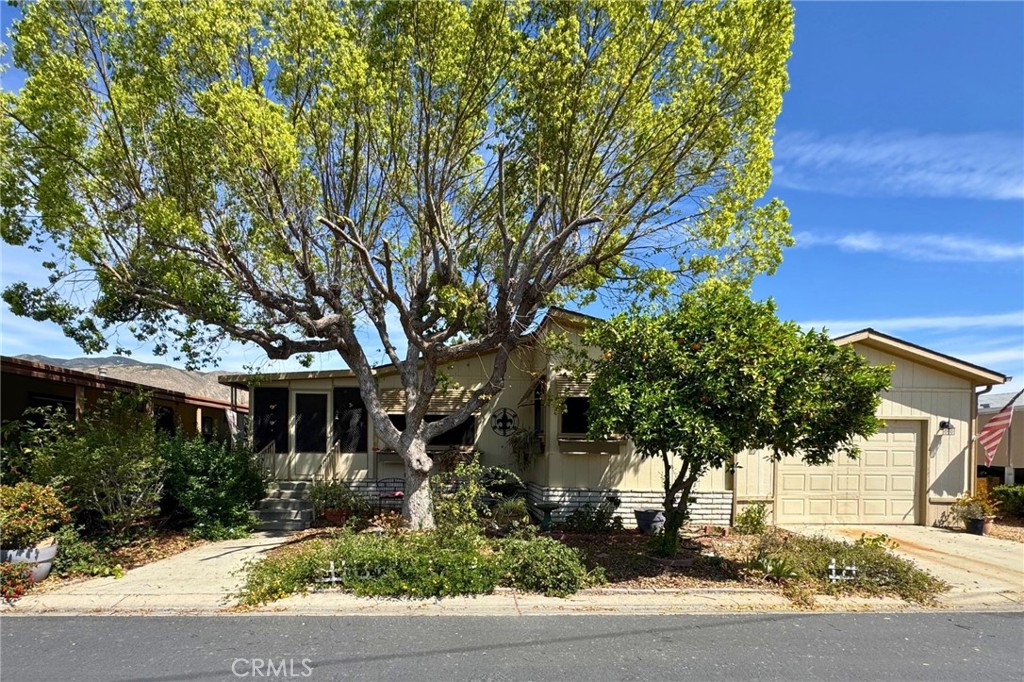 2230 Lake Park 207