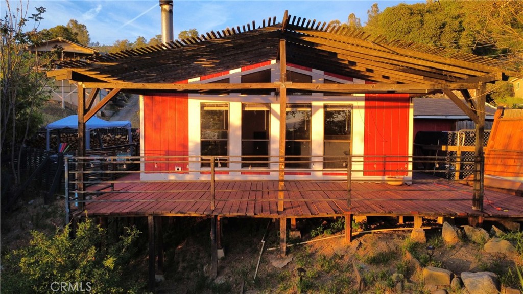 4047 Foothill