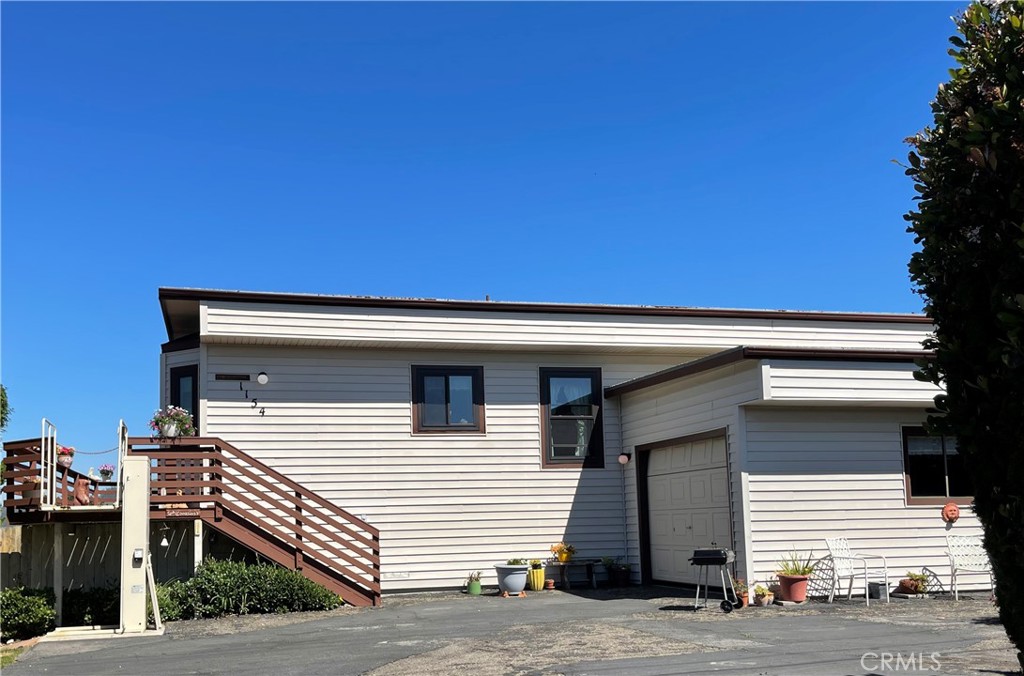 1154 Santa Ysabel