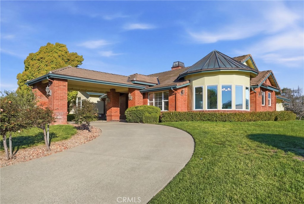 312 Freya Drive SL