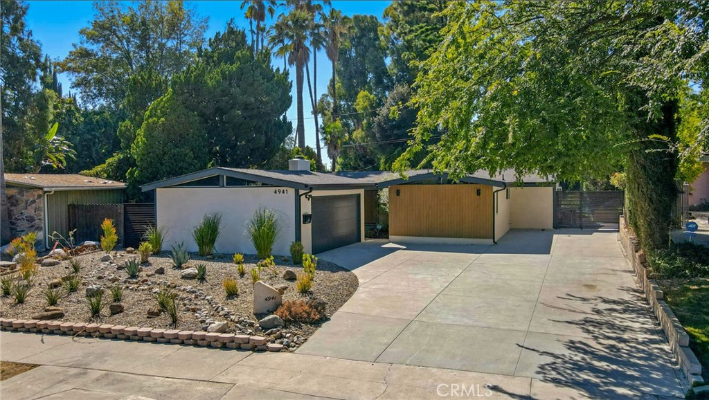4941 Rigoletto Street