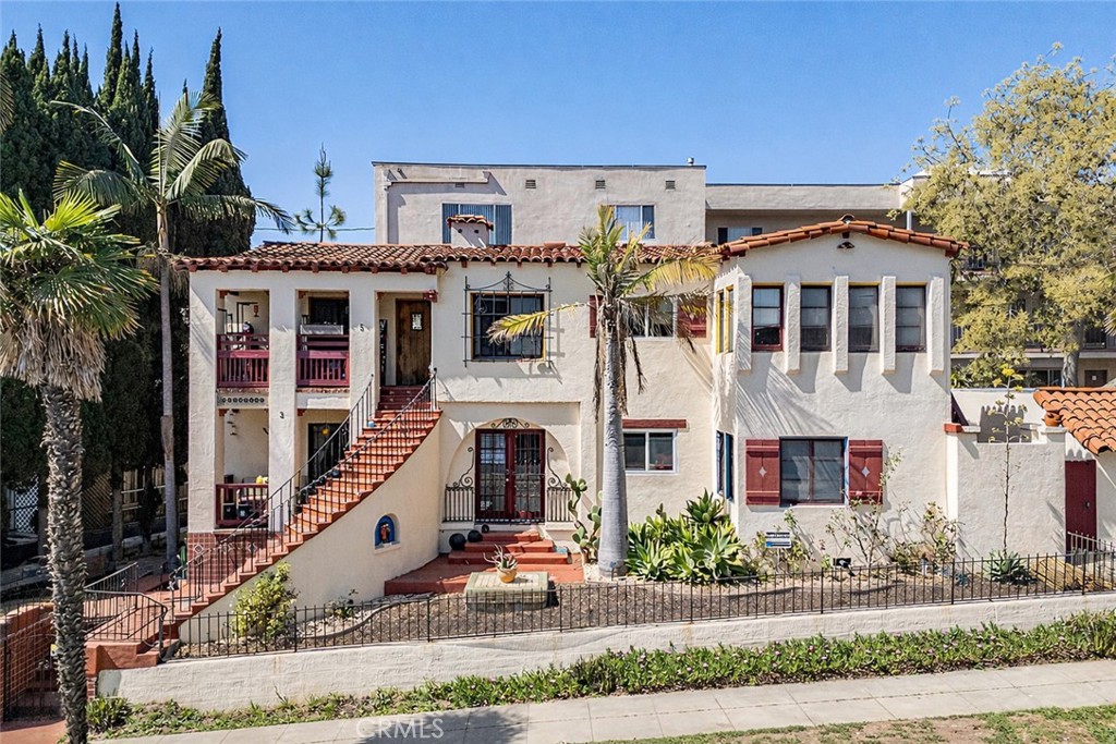 3 Euclid Avenue