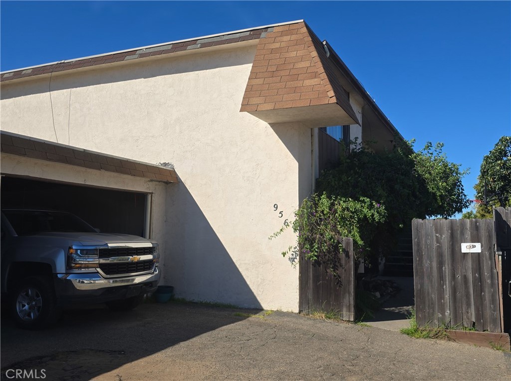 956 S 13th Street