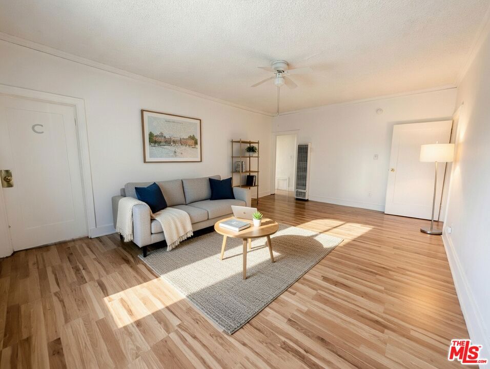 2611 W Orchard Avenue 2609