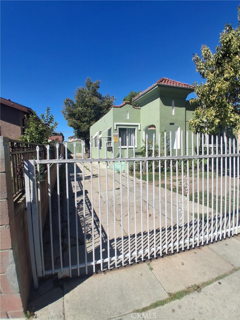 8469 Cypress
