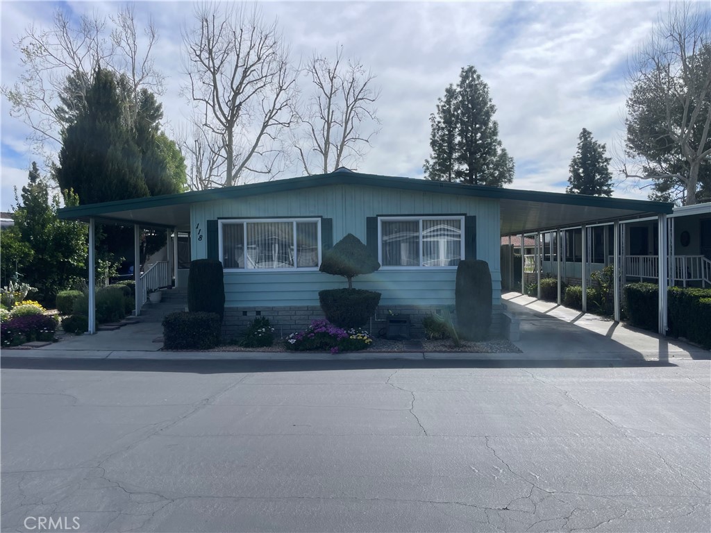 2230 Lake Park Drive 118
